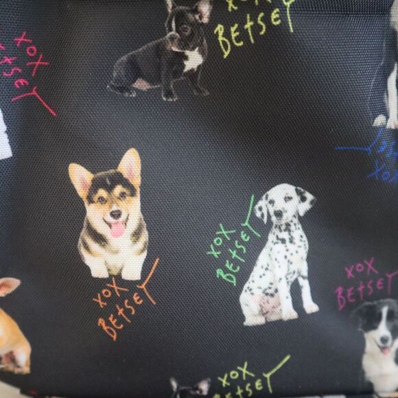 Betsey Johnson TBJ-1286 Black Allover Dogs Insulated Lunch Tote W/Mesh Pouc - Picture 8 of 8